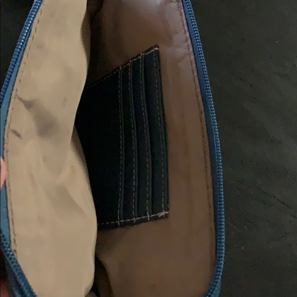 Boho style wristlet with flower on front - Picture 4 of 4